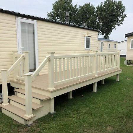 8 Berth Caravan Hotel แคลกตัน-ออน-ซี ภายนอก รูปภาพ