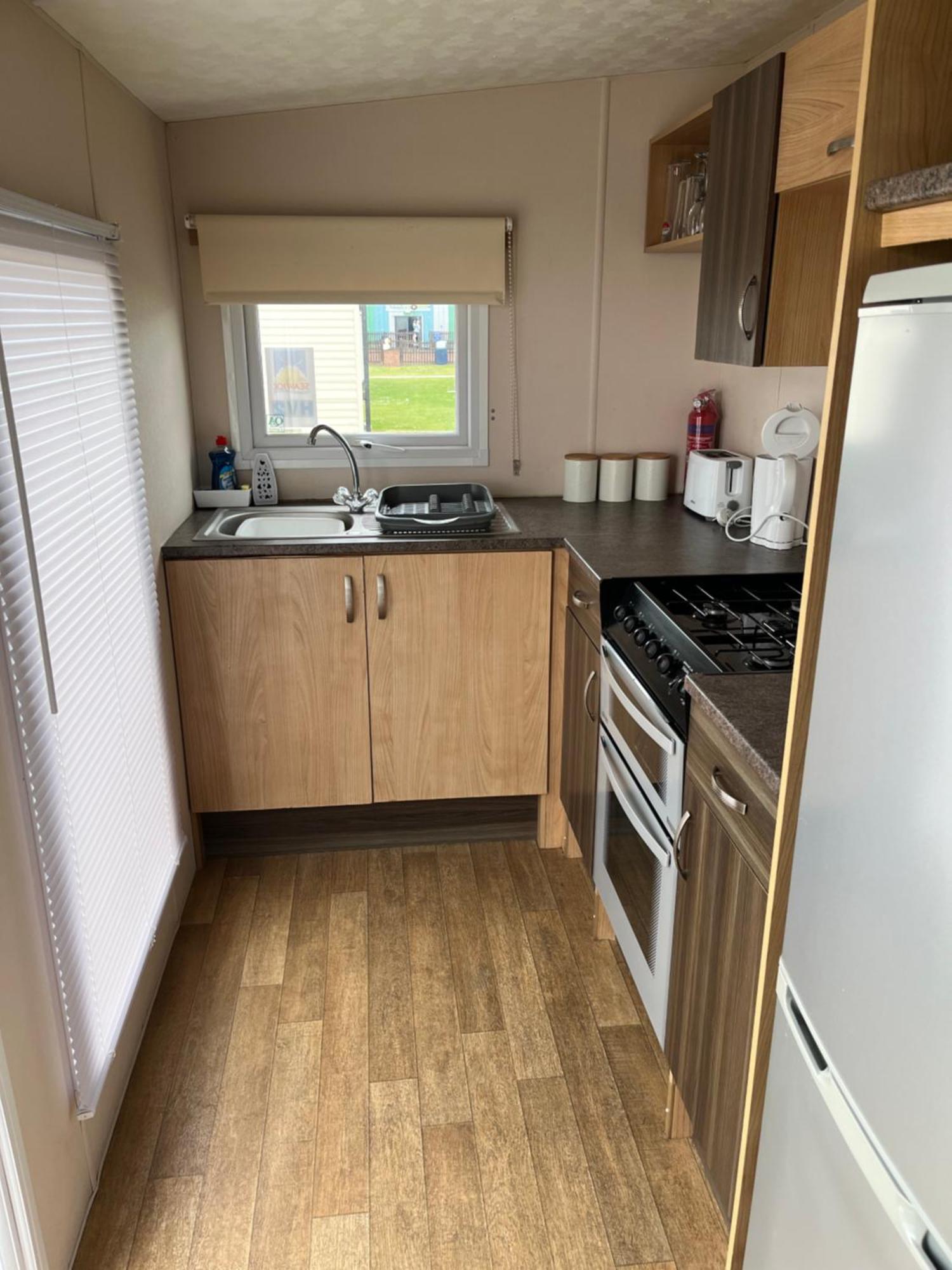 8 Berth Caravan Hotel แคลกตัน-ออน-ซี ภายนอก รูปภาพ